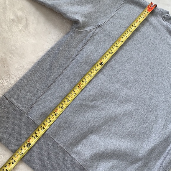 Champion Gray Sweatshirt EUC Small EUC Unisex - Picture 10 of 12